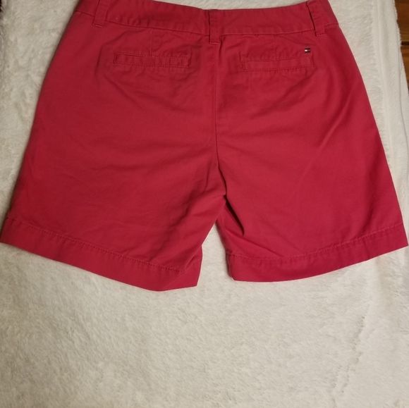 Tommy Hilfiger khaki chino shorts - Picture 4 of 5